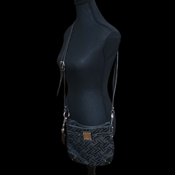 Tignanello Signature T Logo Crossbody - Picture 3 of 12